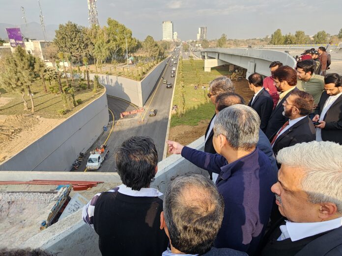 Mohsin Naqvi visits F-8 Jinnah Avenue Interchange Project