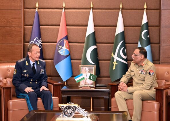 Uzbek Deputy Defence Minister calls on CJCSC