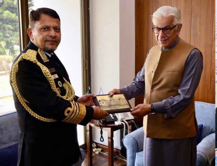 Bangladesh’s CNS calls on Khawaja Asif