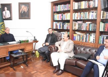 PM reviews ICT training initiative for 300,000 youth with Huawei help