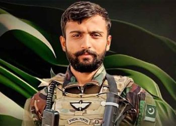 Army officer martyred, ten terrorists killed in Dera Ismail Khan IBO
