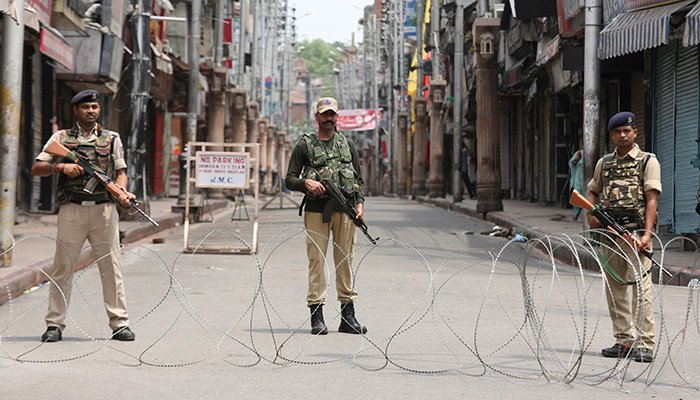 Pakistan denounces Indian ban on two Kashmiri organizations