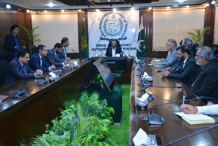 Health minister for eliminating substandard medicines