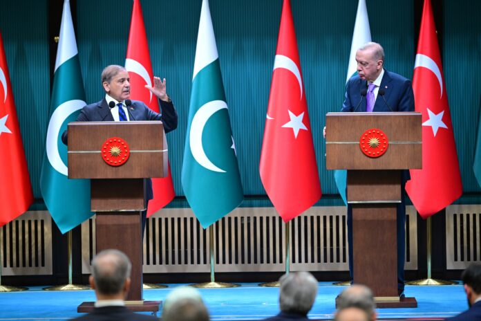 PM Shehbaz, President Erdogan reaffirm to take Pak-Turkiye bilateral cooperation to new heights