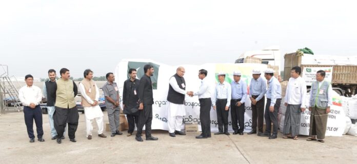 Second Pak humanitarian aid consignment for earthquake affectees handed over at Yangon, Myanmar