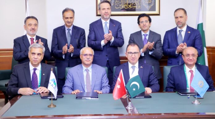 Pakistan, Turkiye sign joint bidding agreement for offshore oil, gas explorationPakistani travel guides