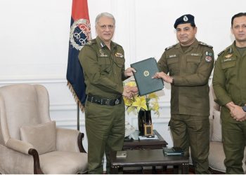 IGP Punjab met DSP Imran Abbas Chadhar serving in Gujranwala