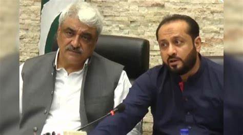 Ministers inspect dengue control efforts