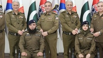 Central Police Office: Rank-Pinning Ceremony Held for 37 Officers Promoted to the Rank of Inspector