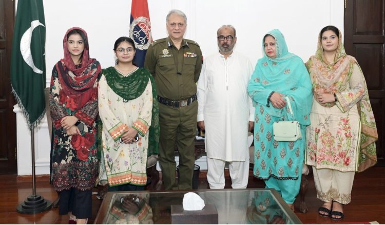 Assistant Director Kashif Madni visited Central Police Office with family, met with IG Punjab