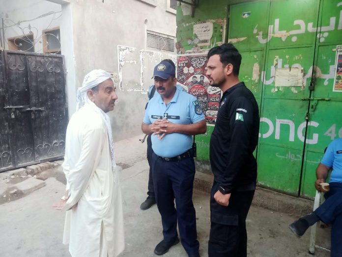 Over 400 checked, two drug peddlers held in Islamabad search operation