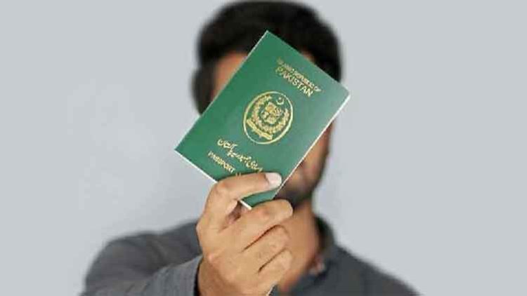 Over 727,000 Pakistanis went abroad for employment in one year; Saudi Arabia top destination