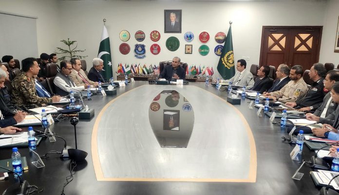 Interior Minister for unified action among departments to improve public service delivery