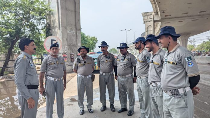 ITP takes effective measures to maintain traffic flow at weekly bazaars
