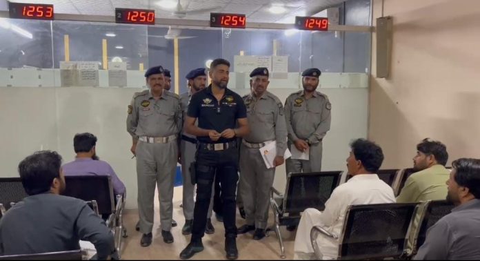 ITP Chief Hamzah reviews license branch, directs merit and citizen facilitation