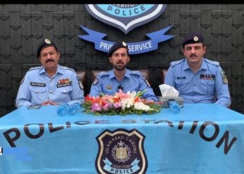 ICT Police bust three gangs, 8 held; cash, gold & valuables recovered