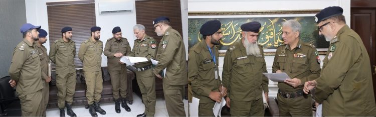 IG Punjab met with police employees and their families