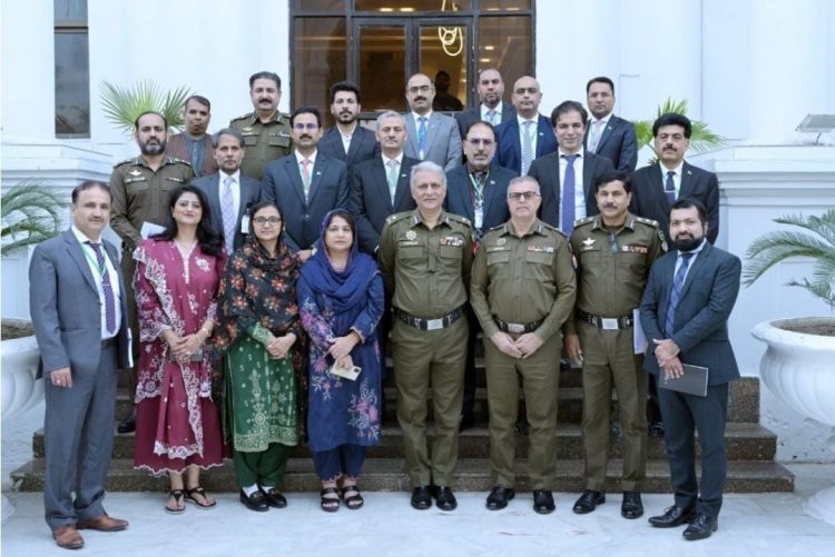 Officers of 38th Senior Management Course Visited Central Police Office