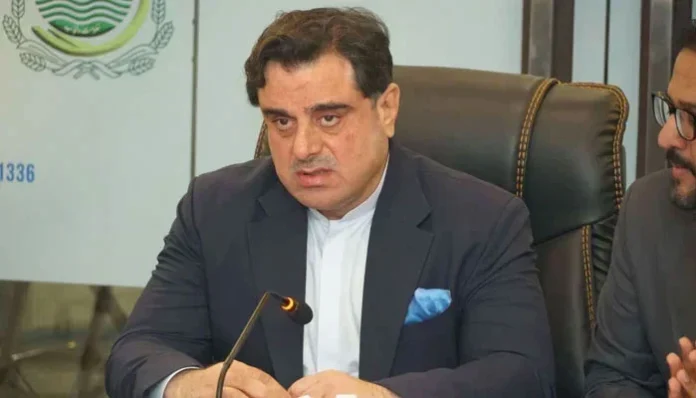 Minister visits flood-affected localities in Gujrat