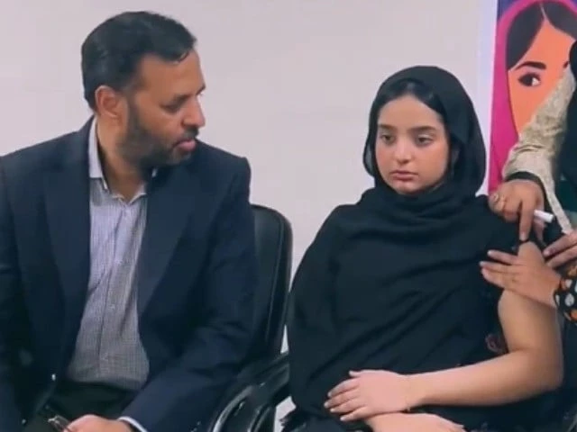 Mustafa Kamal gets his daughter vaccinated against cervical cancer to build public confidence