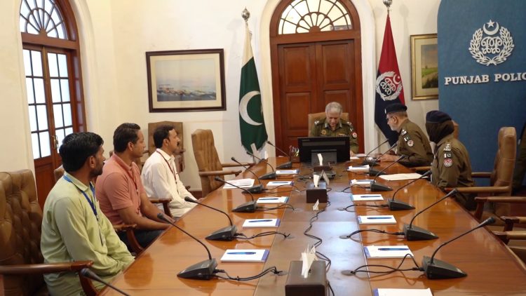 IG Punjab listens the employees’ issues, issues orders for immediate relief