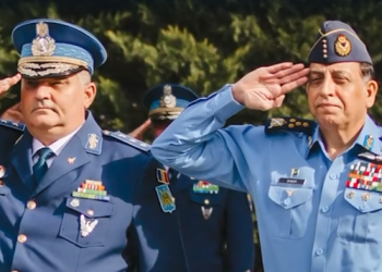 Air Chief calls on Romanian counterpart