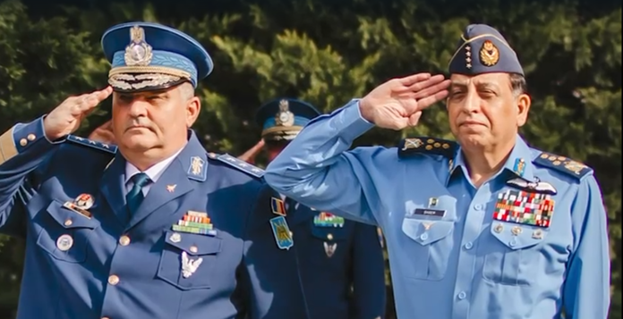 Air Chief calls on Romanian counterpart