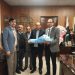 Salahuddin felicitates Ashfaq Khalil on assuming charge as federal secretary