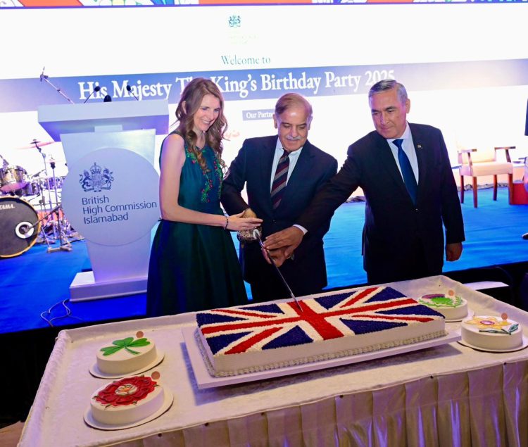 Islamabad : Prime Minister Muhammad Shehbaz Sharif cuts cake on the eve of birthday of His Majesty Charles III, the King of Britian ( Thursday, 13 November, 2025).