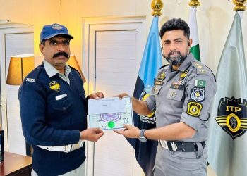 CTO honors 11 ITP lift-operator officers for action against illegal parking