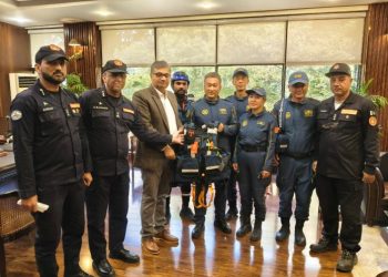 CDA receives water rescue kits from Chinese Blue Sky Rescue Foundation