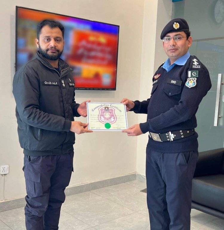 SHO of Phulgaran Police Station Zubair Mazhar receives certificate of appreciation from SSP Operations