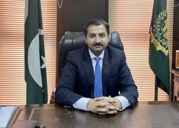 Monsoon plan reviewed: DC chairs meeting, city-wide drain cleaning continues