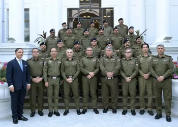 IGP pins new ranks on 18 officers