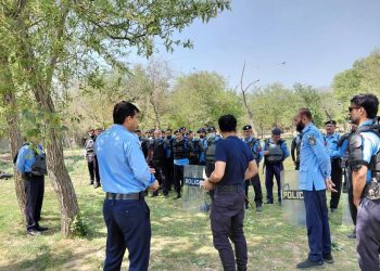 SSP Operations Qazi visits Marriott checkpost, reviews security