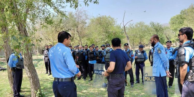 SSP Operations Qazi visits Marriott checkpost, reviews security