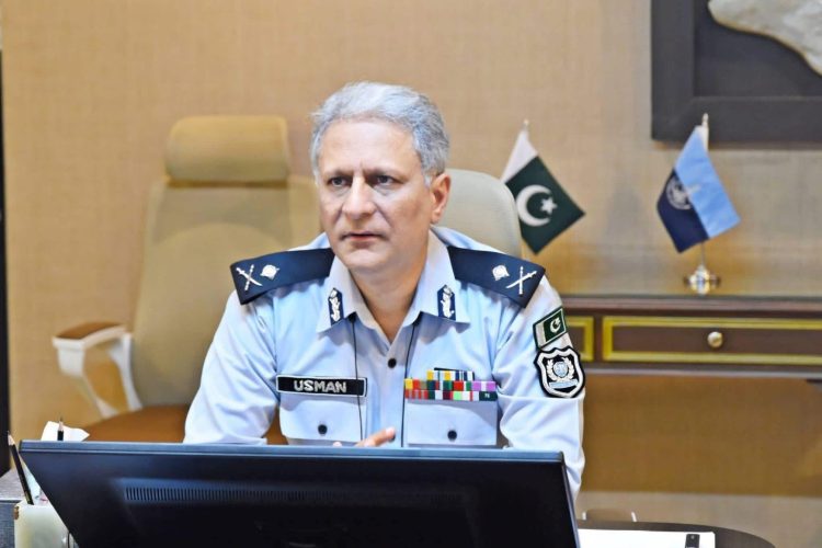 DG FIA visits zonal office Quetta, appreciates performance of Balochistan Zone